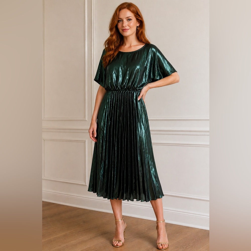 Gianni Bini Emerald Metallic Pleated Dress | Dolman Sleeve | Size L